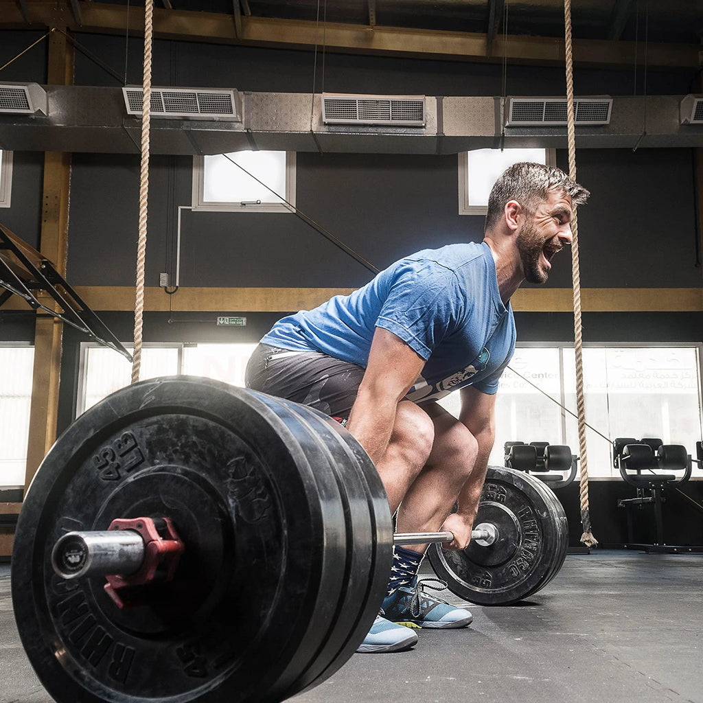 Two-piece thick barbell and dumbbell buckle set with quick-release nuts for secure fixing of barbells and dumbbells.