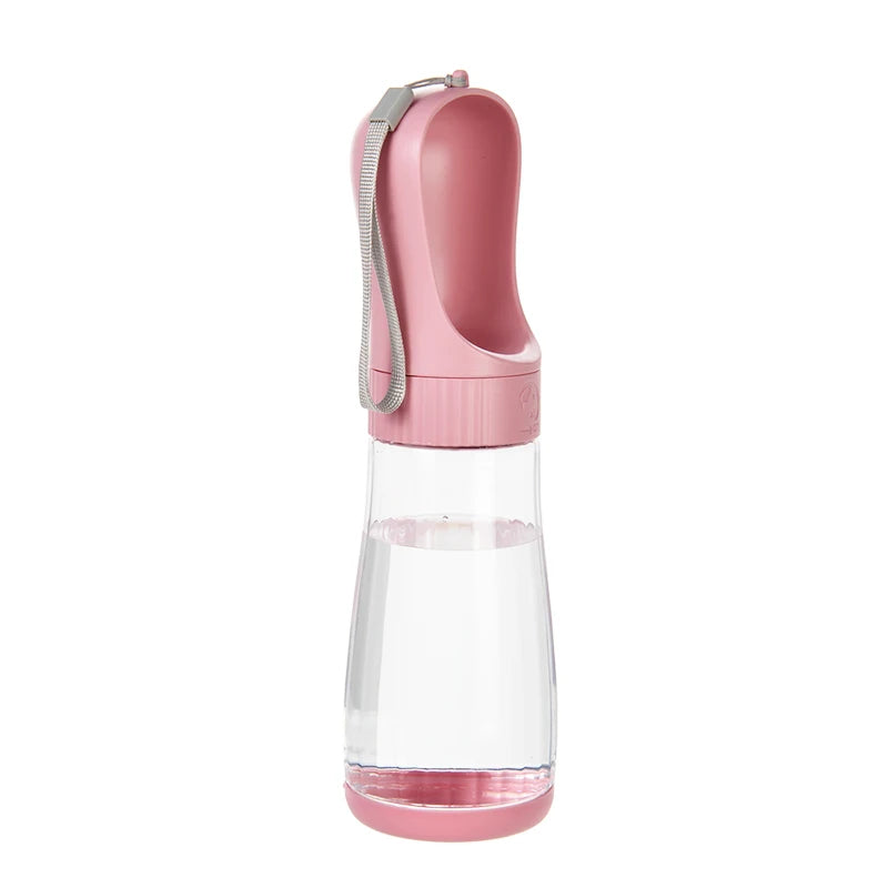 Showlu Smart General pet portable water bottle with a collapsible design and built-in water dispenser for on-the-go hydration.