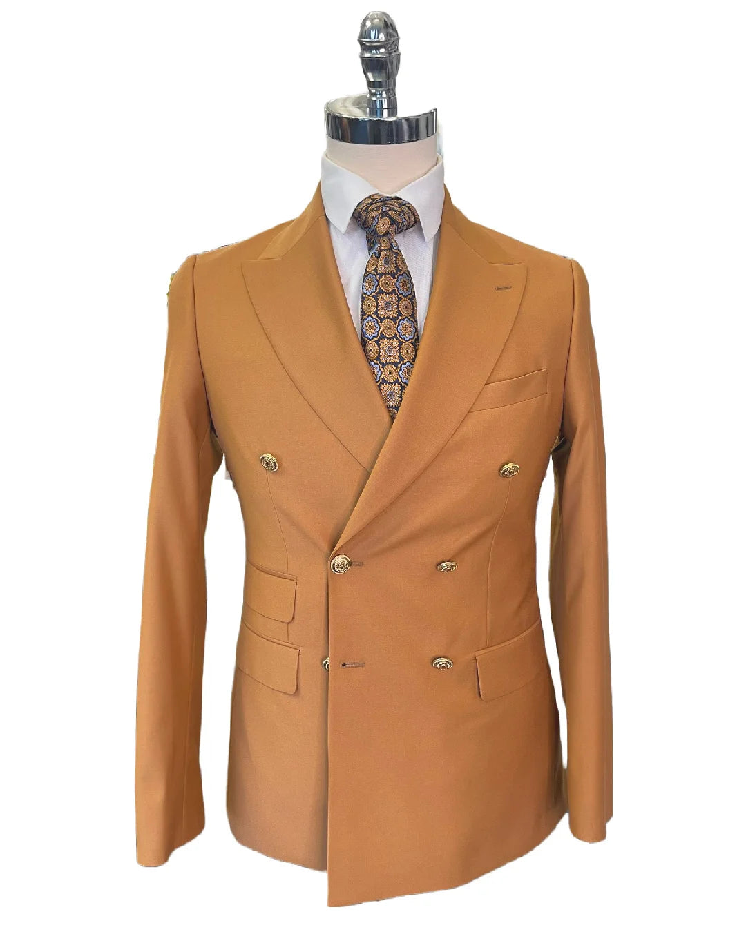 Slim fit double-breasted men's tuxedo suit with peak lapel, jacket and pants, ideal for weddings and formal events