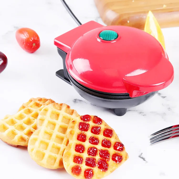 Showlu Smart General mini electric waffle maker with non-stick surface, compact 350W design for easy breakfast preparation