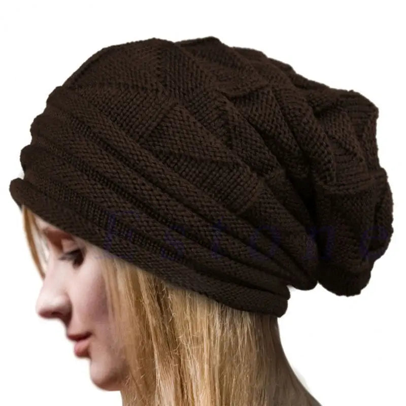 Warm winter knitted women's slouchy beanie hat with wool, suitable for outdoor snow skiing and casual wear.