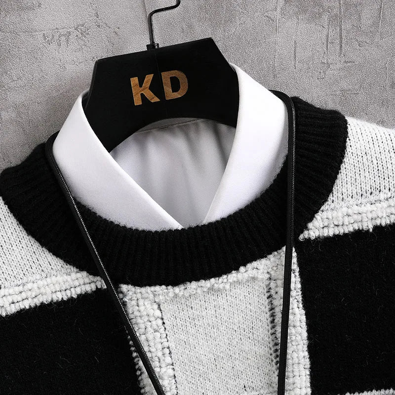 High-quality men's plaid cashmere pullover sweater in warm, thick fabric, perfect for fall and winter, stylish men's fashion.