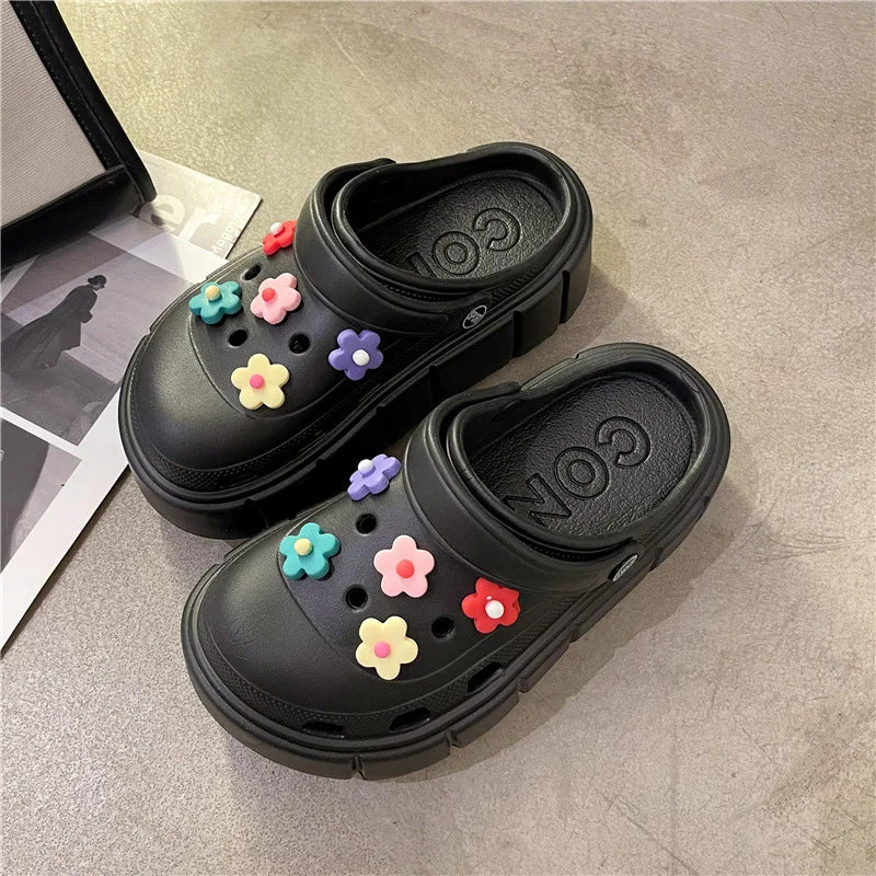 SHOWLU Women's platform garden clogs with lightweight EVA material, summer beach slides in a casual, comfortable design.