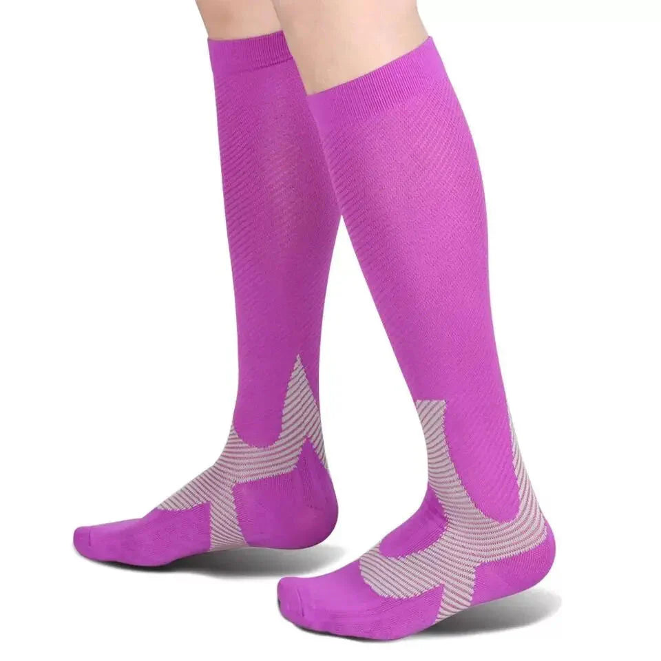 Showlu men's compression golf socks, knee-high nylon stockings with supportive fit, ideal for sports and active wear.