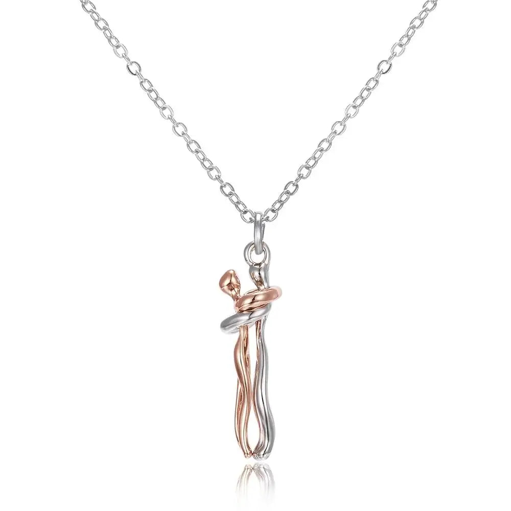 Fashion hugging necklace jewelry choker with hug pendant, men's and women's romantic chain, suitable for couples and lovers.