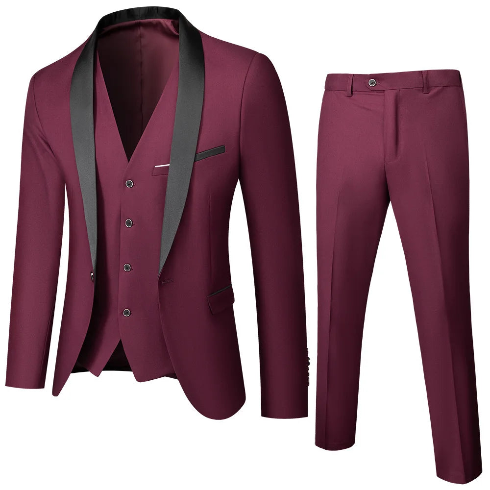 Elegant white men's tuxedo wedding suit with retro carving details, slim fit, three-piece design for prom and formal events.