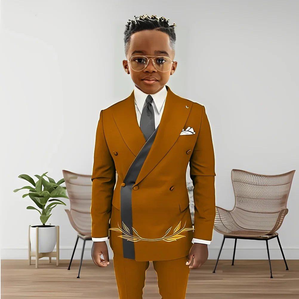 Boy's double-breasted blazer and pants suit from Showlu Fashion, suitable for kids' weddings and formal events.