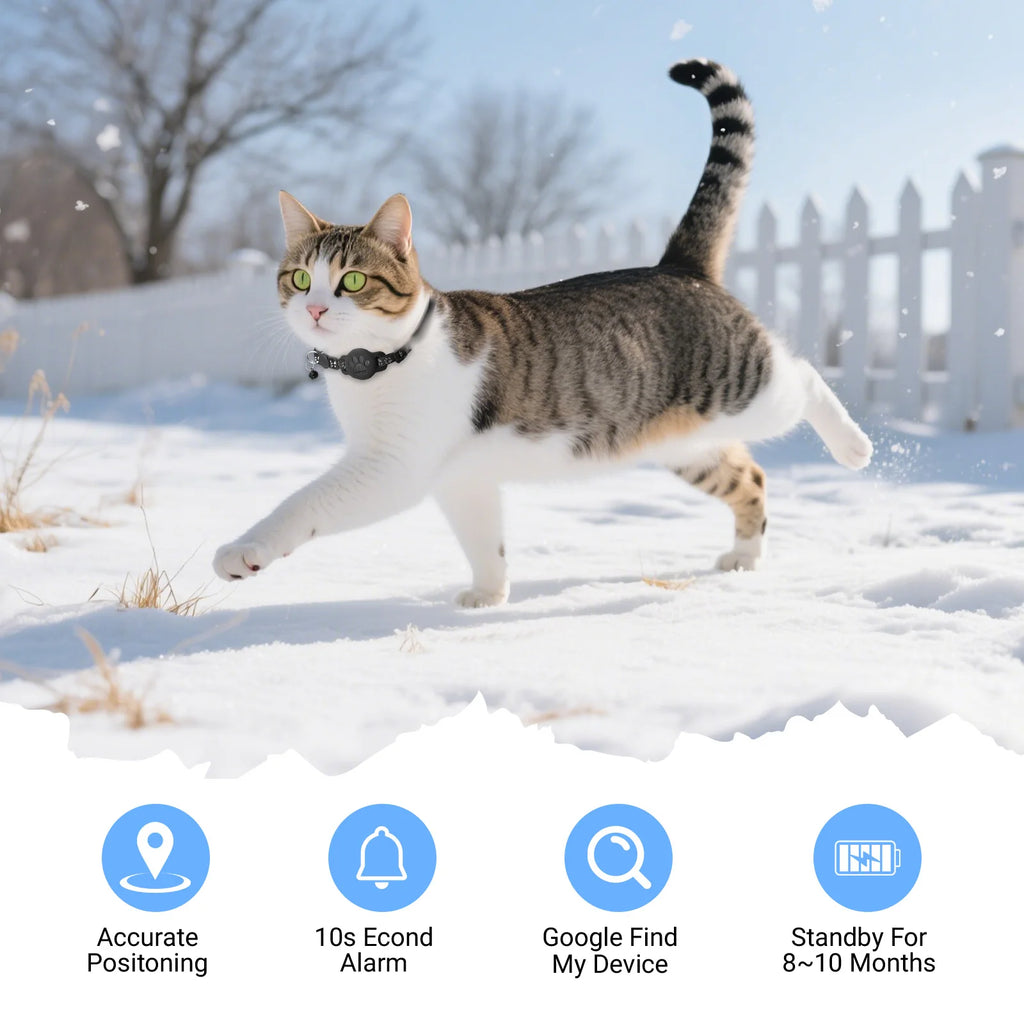 Showlu Smart General Pet GPS Tracker showing a compact device with a screen and attachment clip for pet tracking.