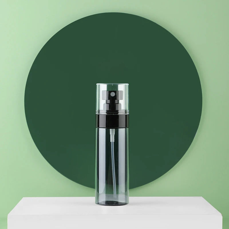 Showlu Smart General oil control spray bottle with clear nozzle for even application and oil regulation.