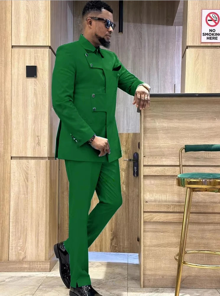 Showlu Men's slim fit Italian style 2-piece suit with single-breasted serge fabric, tailored for a sharp, modern look.