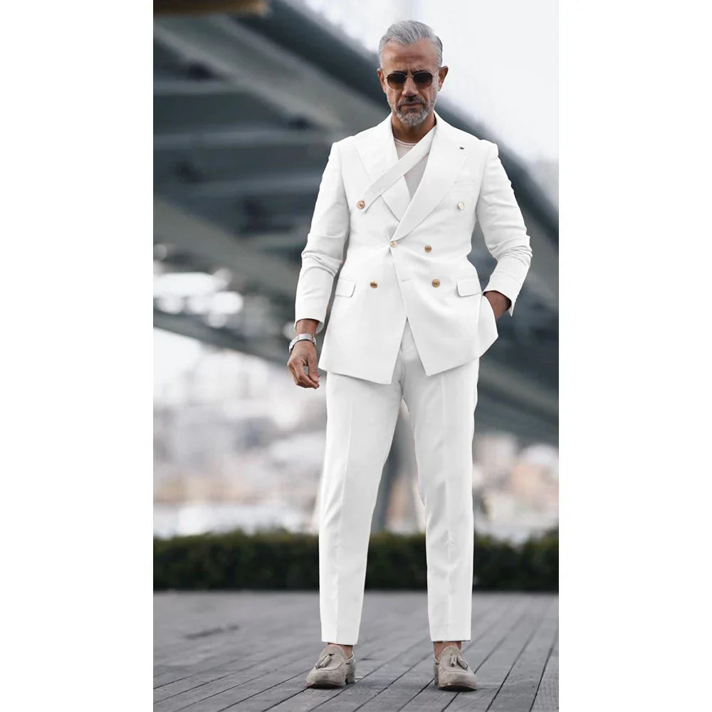 SHOWLU Men's slim fit double-breasted wedding tuxedo suit, 2-piece, tailored fit with stylish lapels, on a mannequin.