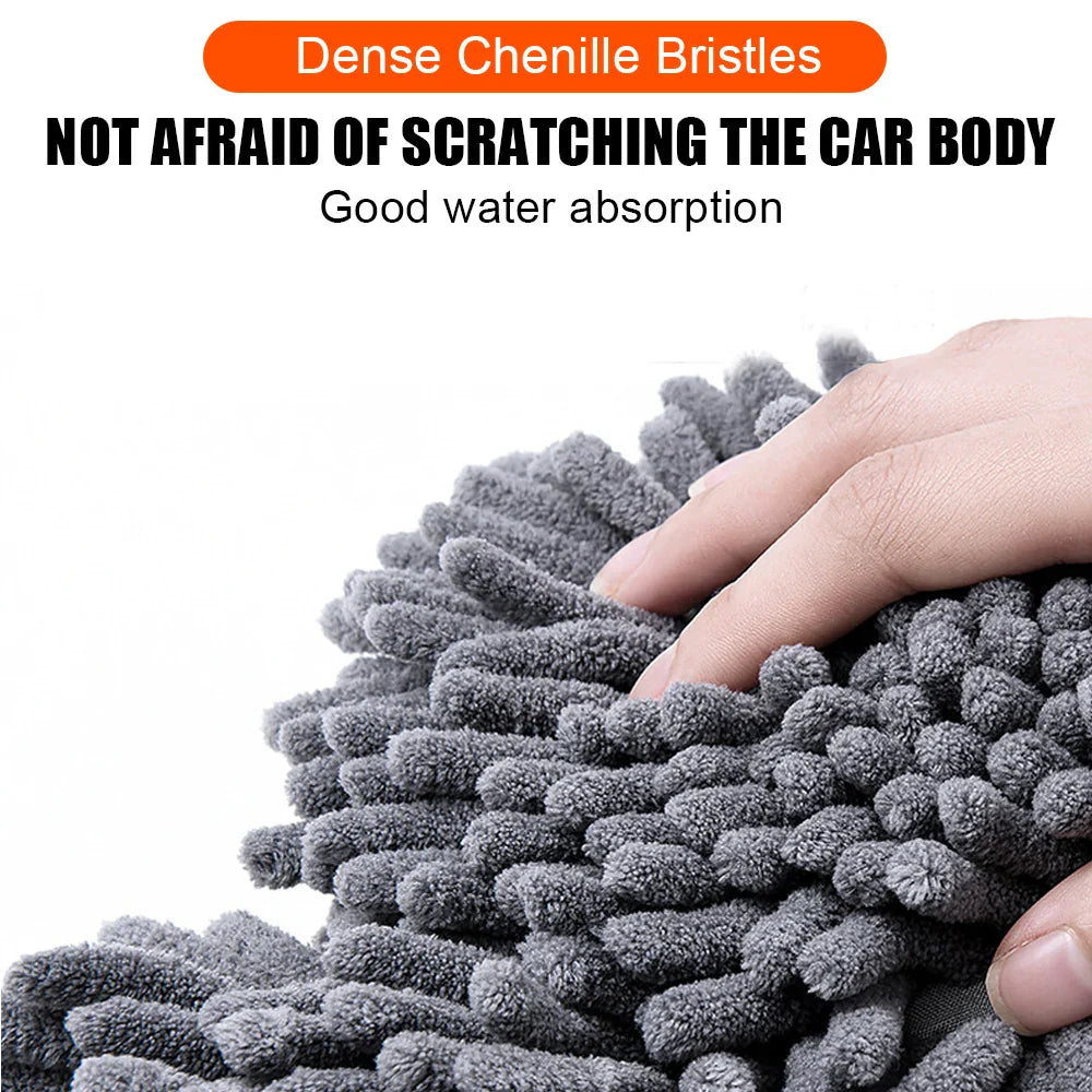 LEEPEE rotating double brush head car wash mop with telescopic handle and chenille cleaning head for efficient vehicle cleaning.