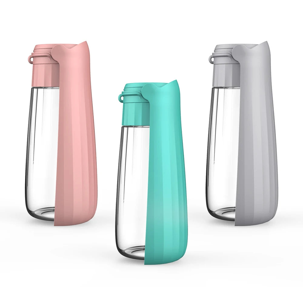 Holapet portable dog water bottle with foldable outdoor pet drinking bowl, shown in a compact, easy-to-carry design.