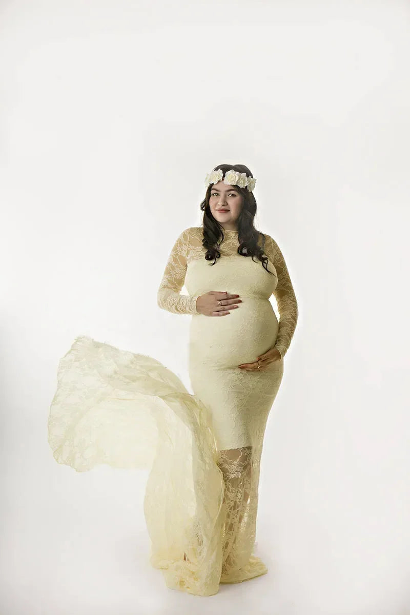 Showlu Lace Maternity Gown in mermaid style, featuring elegant lace details, perfect for maternity photography sessions.