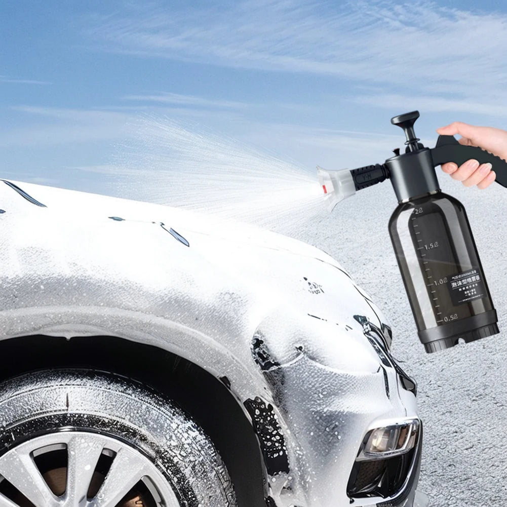 Showlu Smart General pressure washer foam bottle with a nozzle and foam solution, used for cleaning cars and outdoor surfaces.