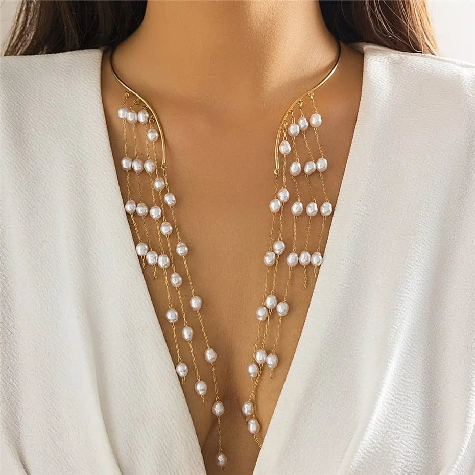 Goth star crystal tassel choker necklace with vintage chest chain design, featuring sequins and open torque style for women.