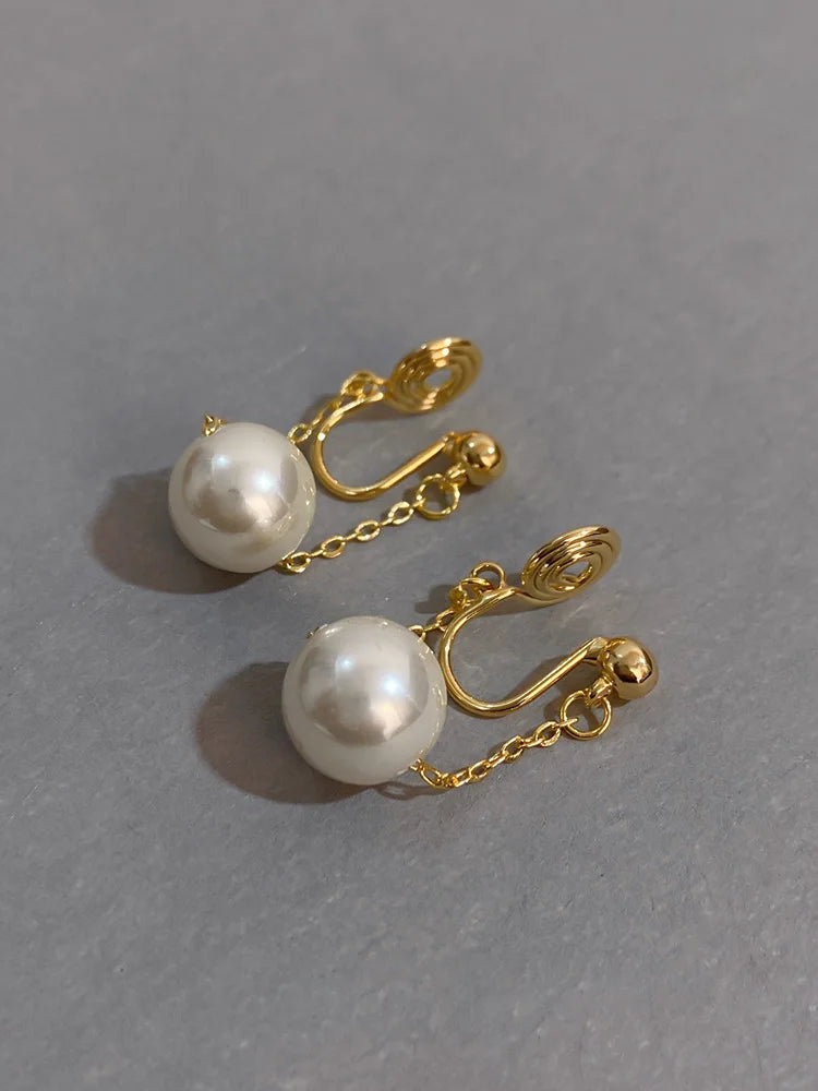 Vintage simple pearl mosquito coil clip earrings for women, drop style with hanging chain, painless non-piercing party jewelry