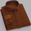 Long sleeve men's cotton corduroy shirt in solid color, regular fit, warm casual shirt with pockets, suitable for autumn and winter.