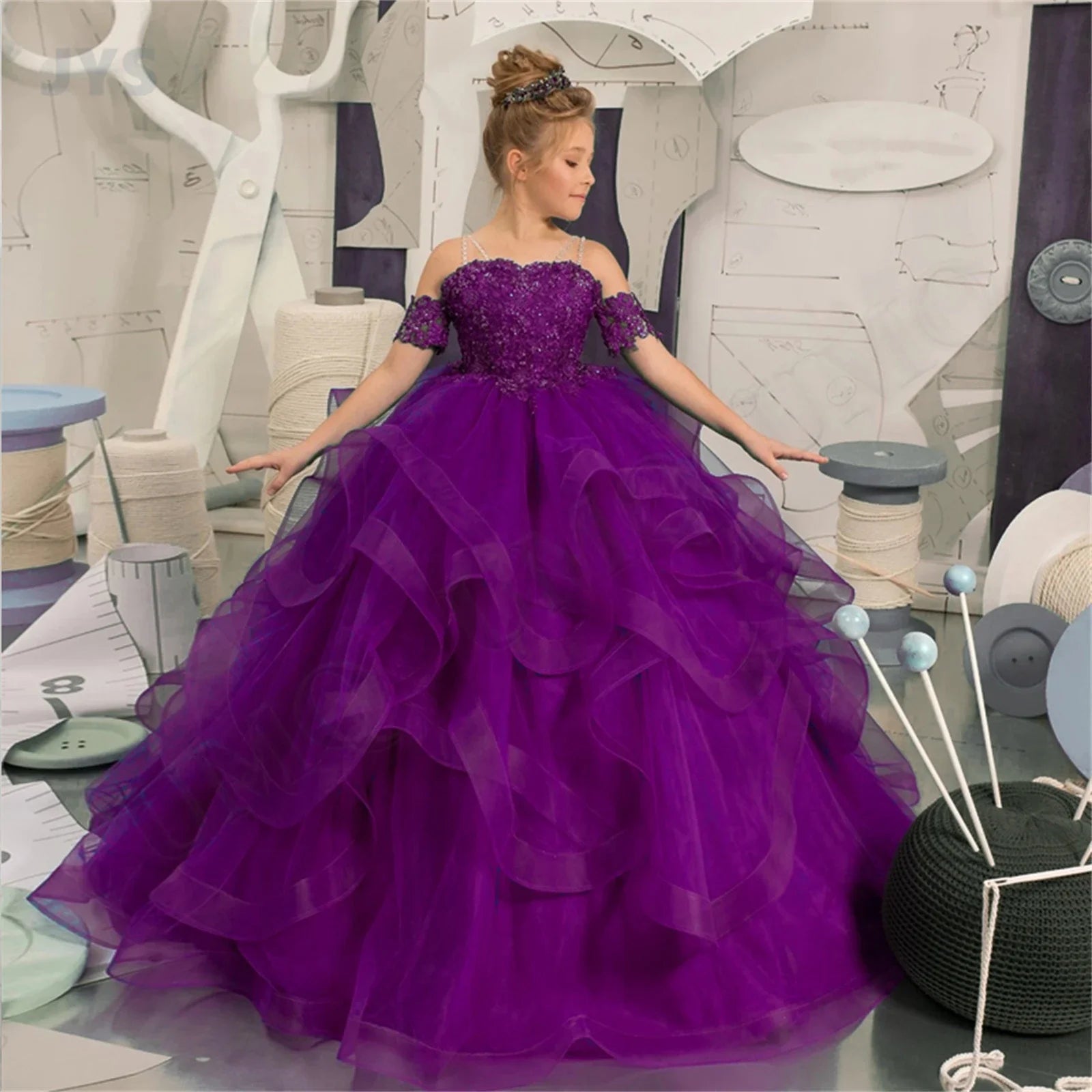 Showlu Fashion flower girl dress with off-shoulder tulle ball gown featuring appliques for kids, perfect for special occasions.