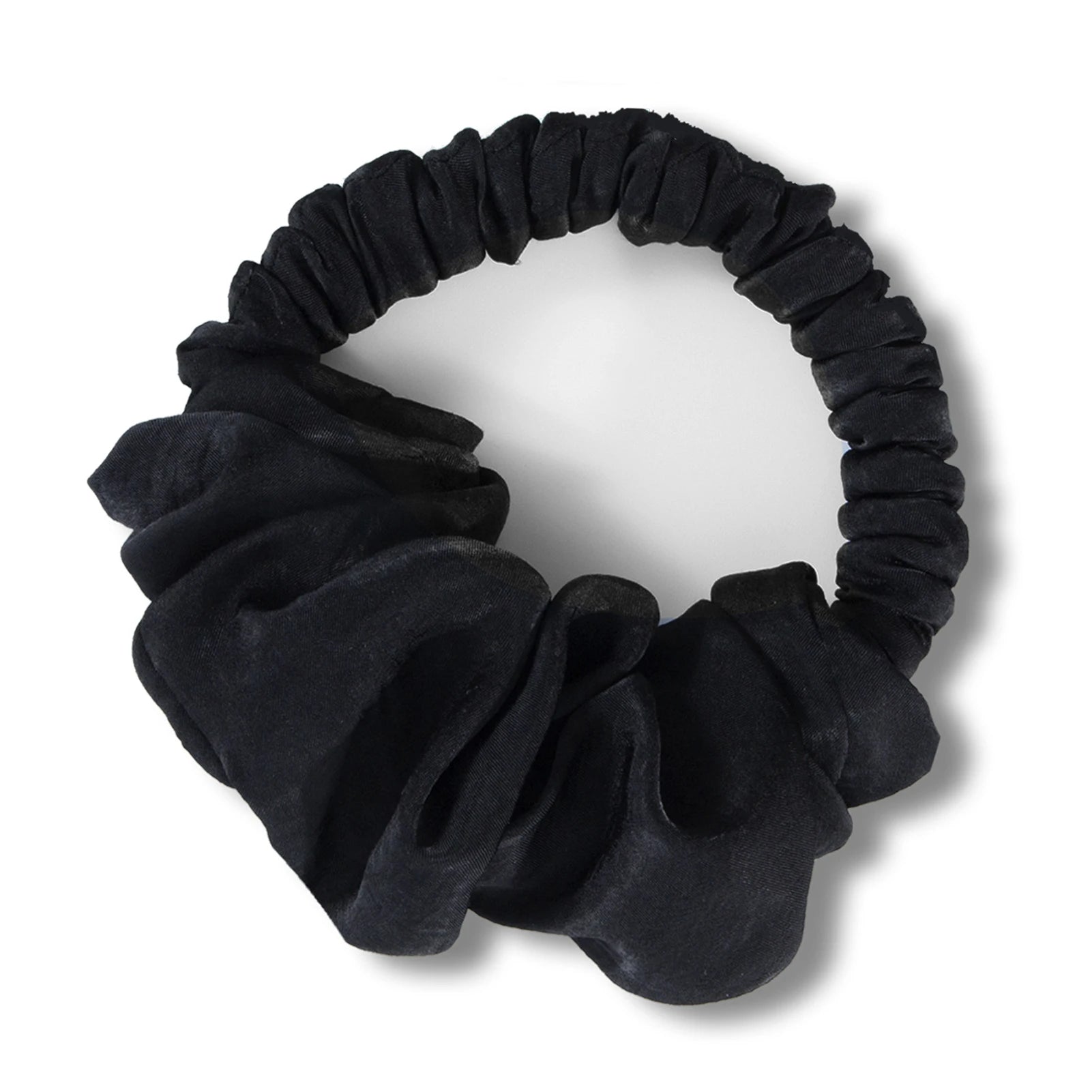 Showlu Smart General heatless hair curling ribbon styled with soft, elastic fabric for gentle, natural-looking curls.