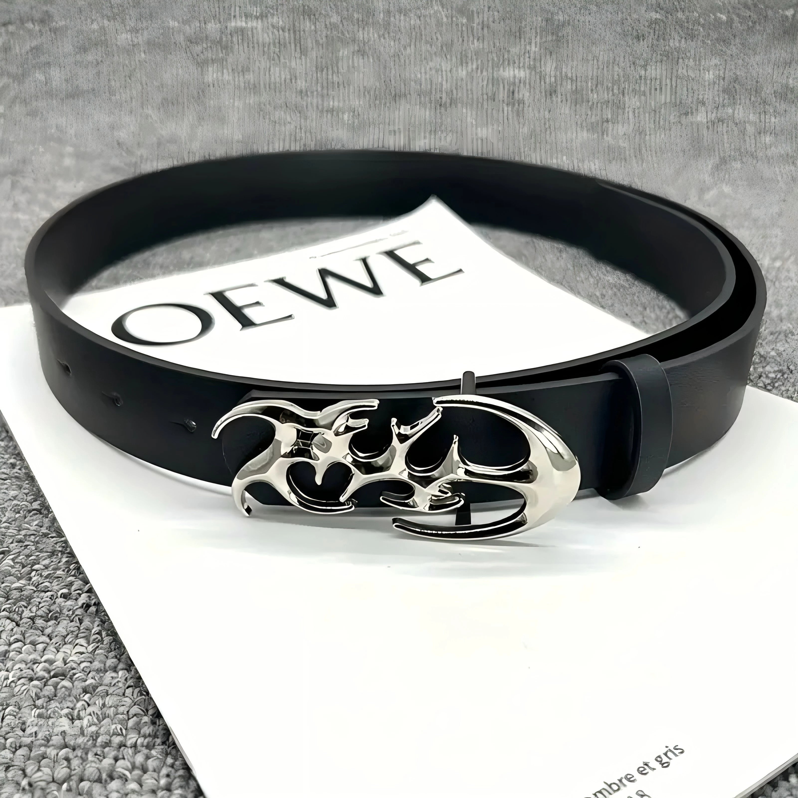 Y2K hollow PU leather punk belt for men and women, stylish neutral waist accessory, plus size fashion belt.