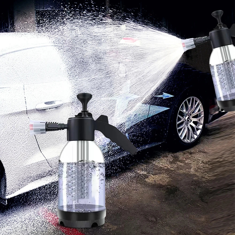 Showlu Smart General pressure washer foam bottle with nozzle for applying foam cleaning solution on vehicles and surfaces.