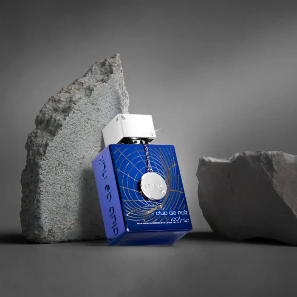 Armaf Club de Nuit Blue Iconic men's Eau de Parfum spray in a 105ml bottle, showcasing sleek packaging and stylish design.