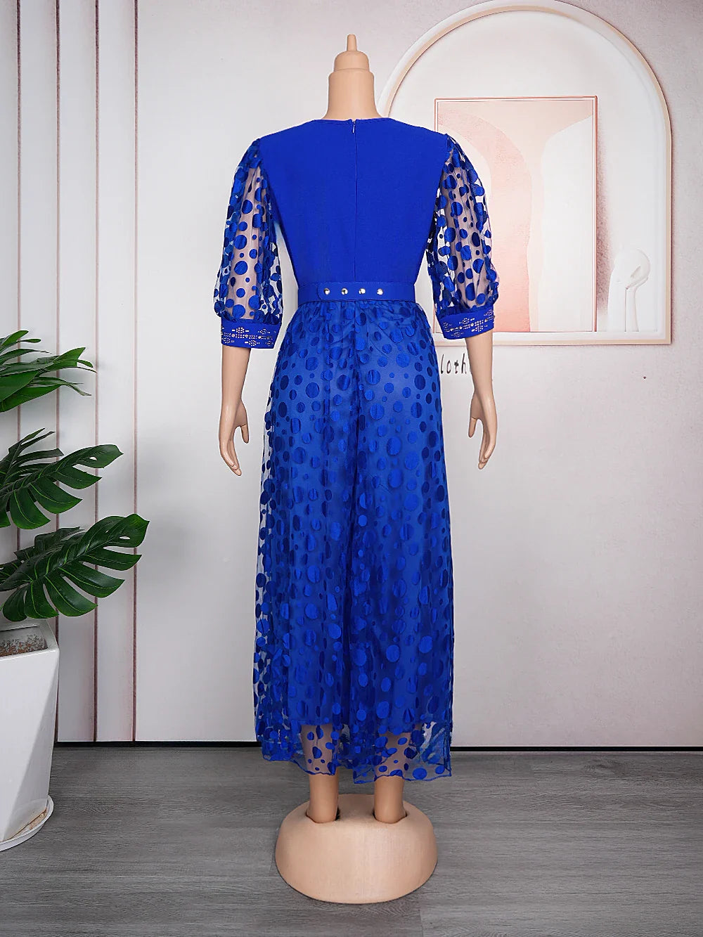 White lace African party dress for women, SHOWLU FASHION STORE dashiki gown with intricate lace details and traditional African style.