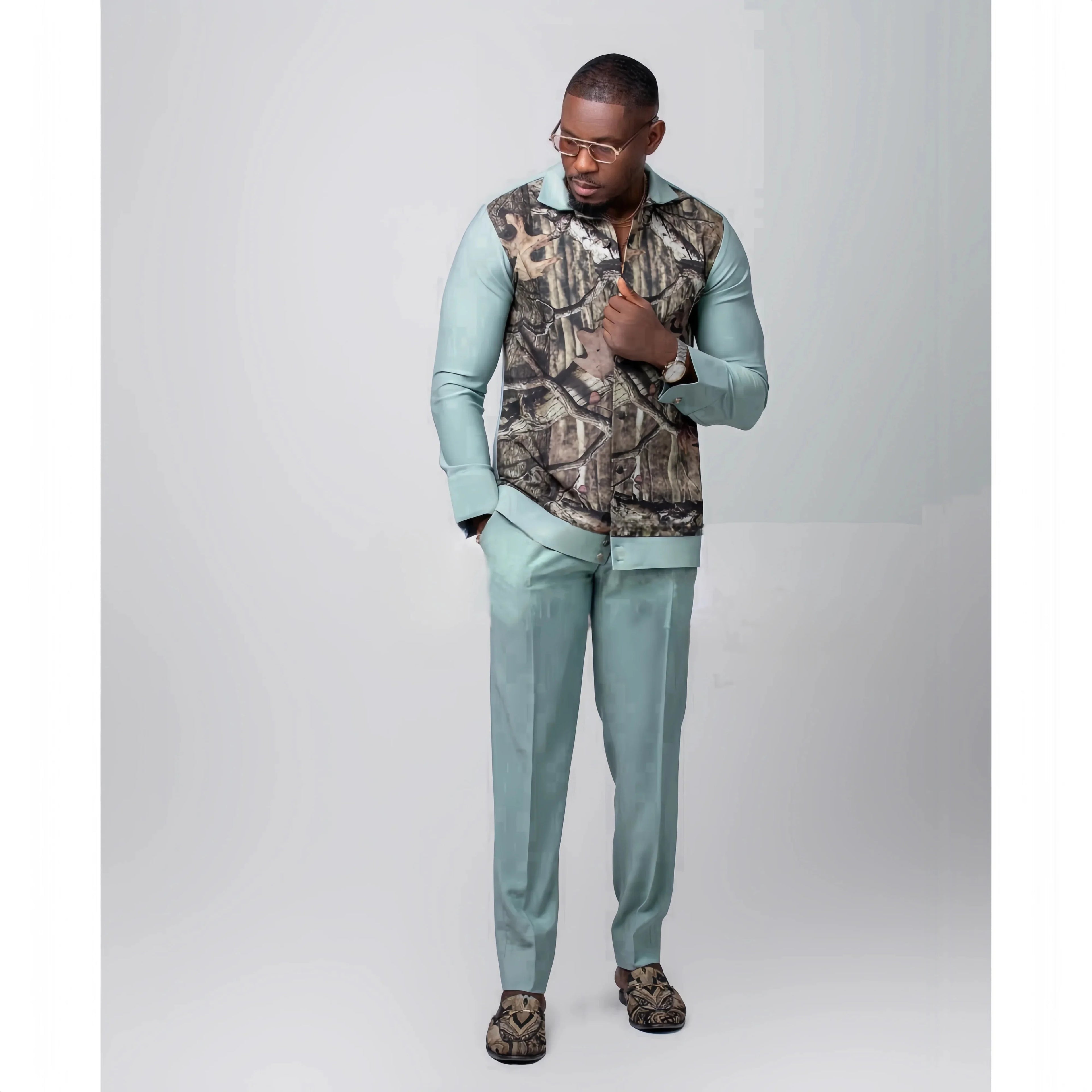 SHOWLU Men's striped two-piece suit, luxury formal wedding banquet set, tailored fit with classic striped pattern, stylish and elegant.