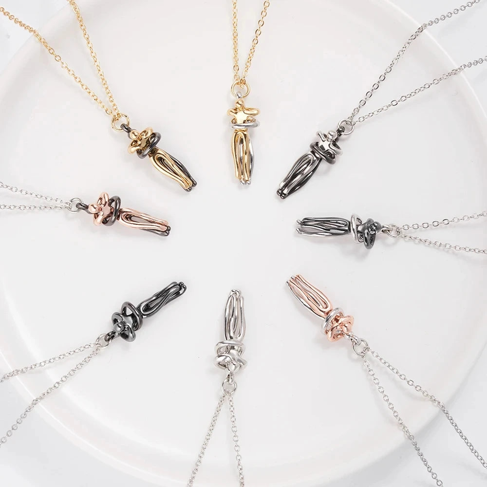 Fashion hugging pendant necklace for men and women, romantic choker chain jewelry for lovers and couples, Showlu brand.