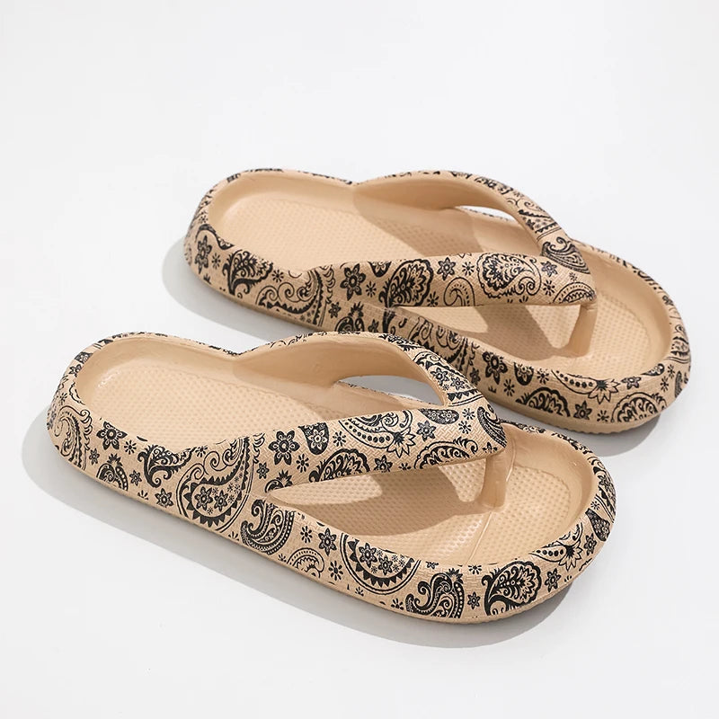 Leopard print women’s flip-flops with soft thick soles, perfect for summer beach vacations and casual travel.