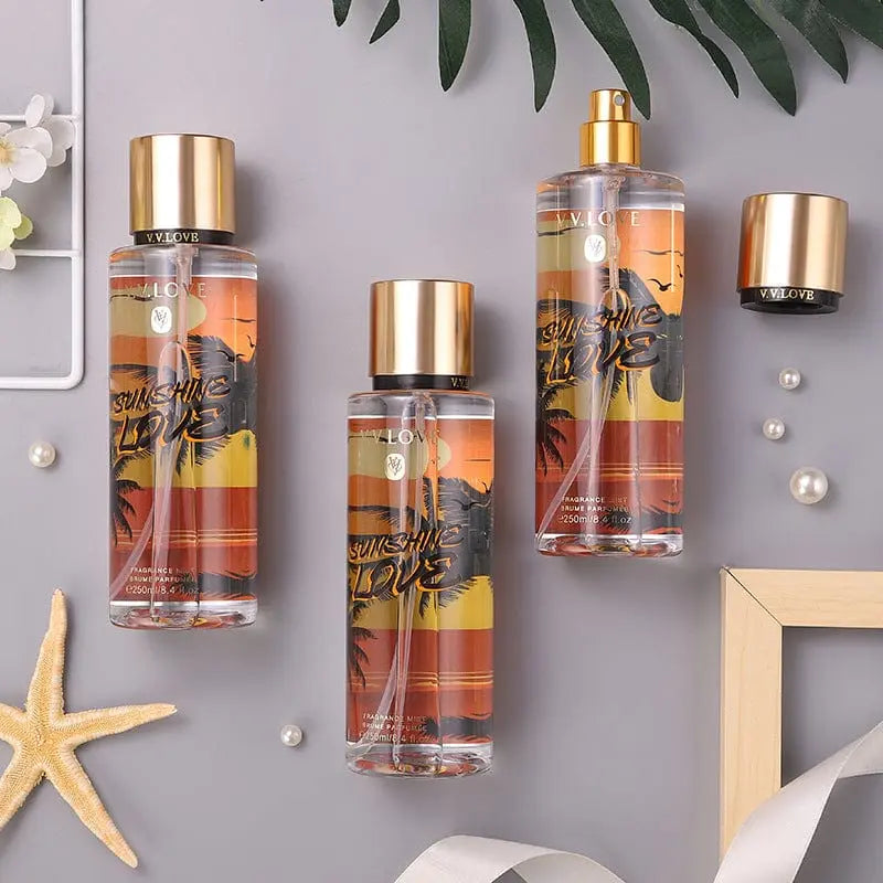 Showlu Fashion Flower and Fruit Goddess fragrance spray, showcasing a natural, fresh perfume bottle with floral and fruity design.