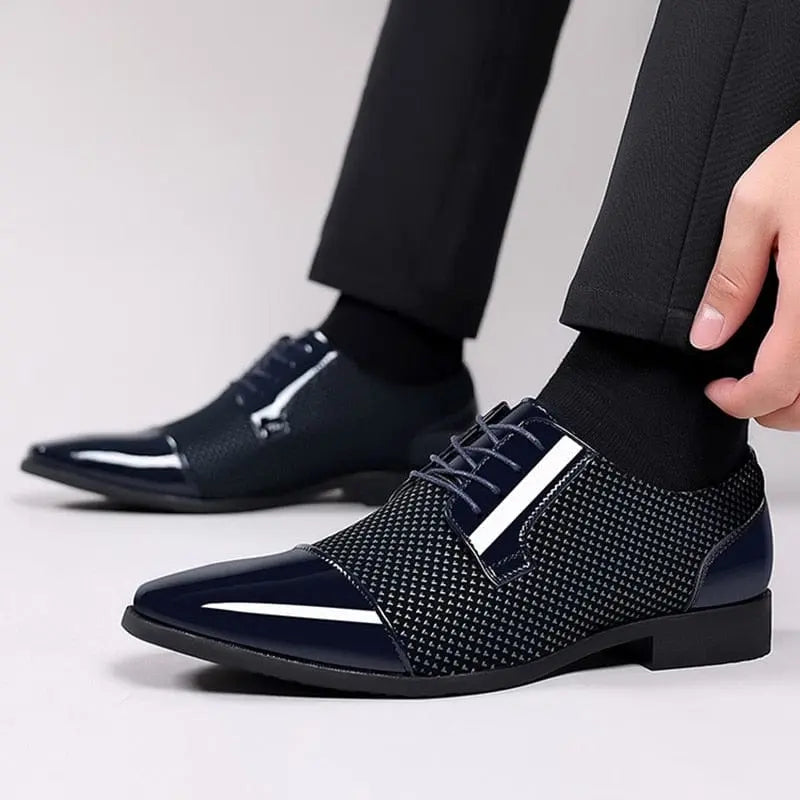 Black patent leather men's Oxford dress shoes with lace-up design, formal footwear for weddings and parties by Showlu Store Nation.