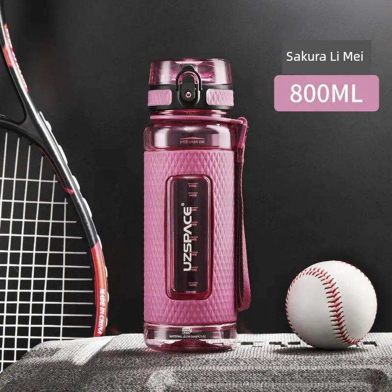 Large capacity Showlu Tritan sports water bottle, 1L leakproof plastic cup for fitness, summer, and high-temperature resistance.