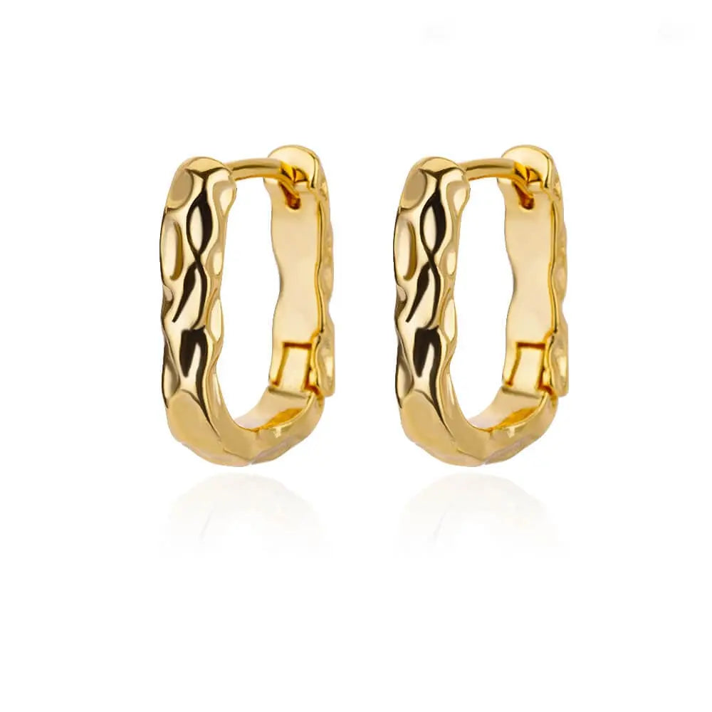 U-shaped square hoop earrings for women in luxury stainless steel, stylish and trending jewelry for weddings and fashion.
