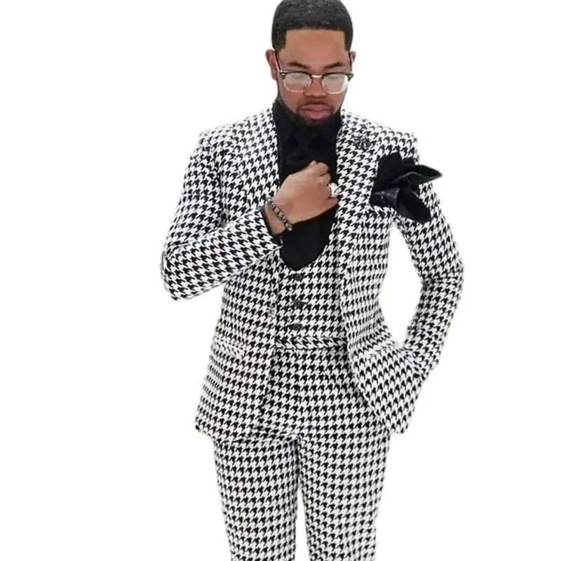 Showlu Fashion Men's 3-piece plaid suit set featuring slim fit blazer, dress pants, and vest, ideal for weddings or prom.
