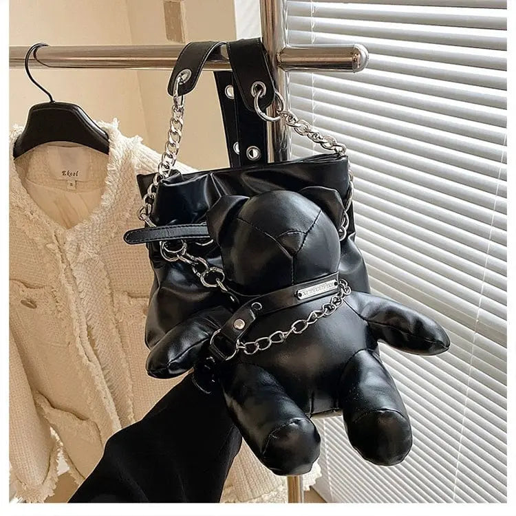Women’s Dolan animal shape bucket bag by Showlu Fashion Store, made of PU leather with chain shoulder strap and unique animal design.