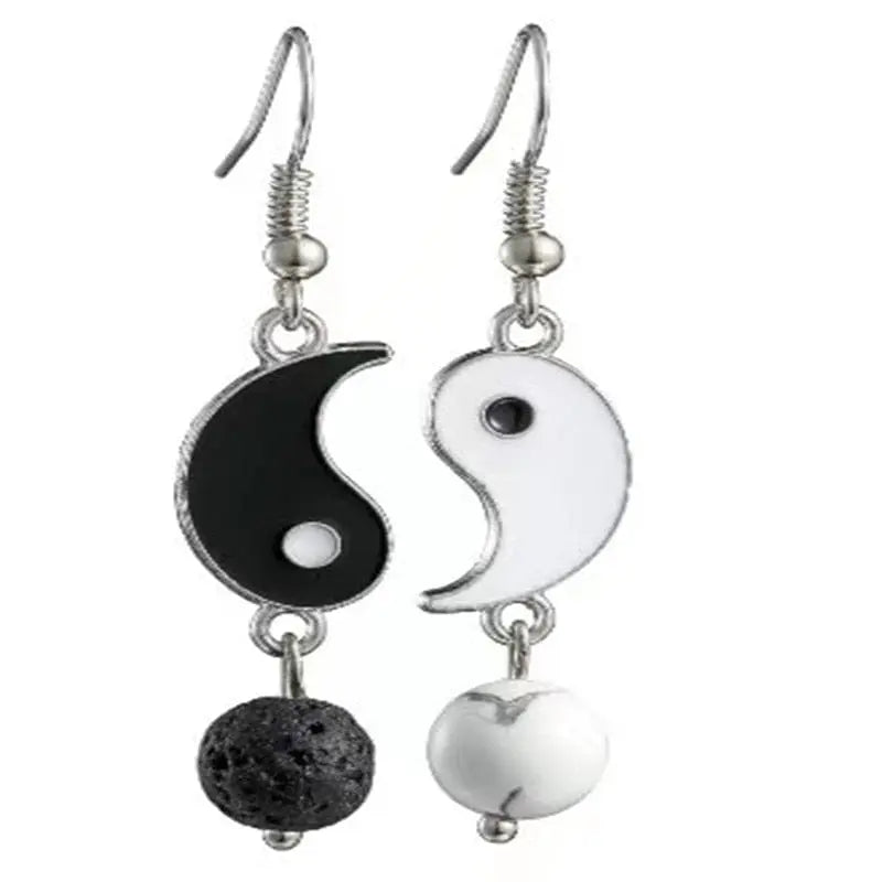 Showlu Tai Chi Yin Yang woven bracelet and necklace jewelry set with alloy pendants and hand-woven rope, featuring Yin and Yang symbols.