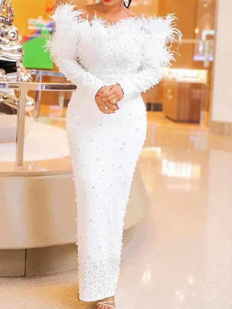 African White Long Sleeve Plus Size Dashiki Dress for Women, stylish and comfortable African clothing with vibrant patterns.