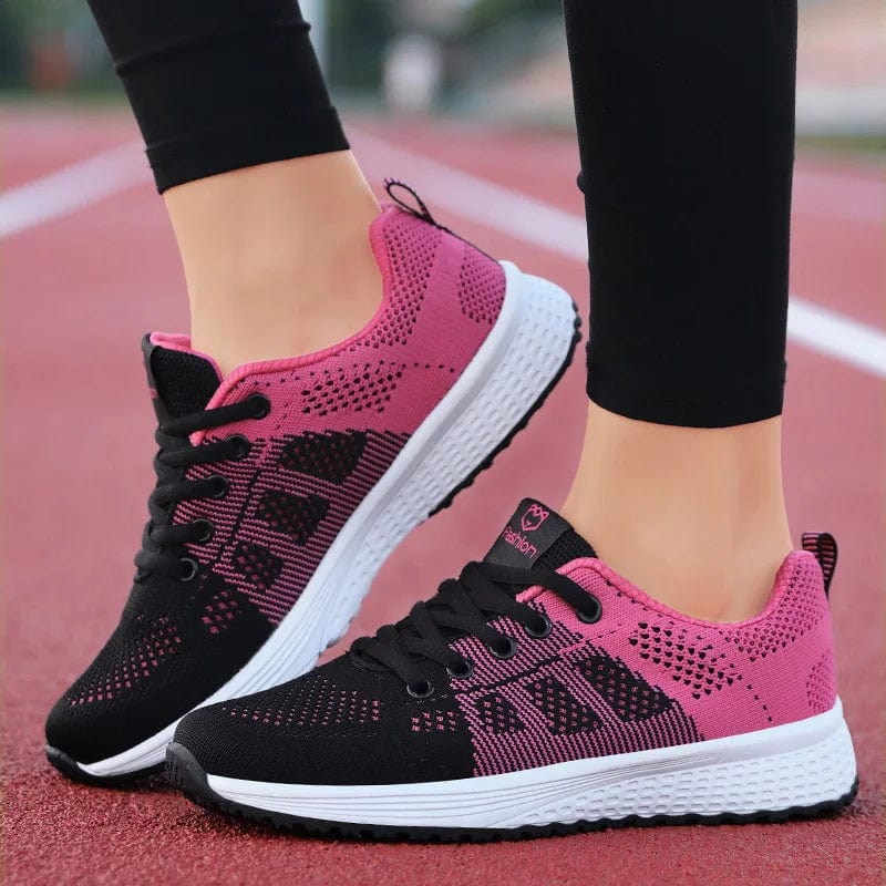 White Showlu Women's Tiger Embroidery Sports Shoes, low-top sneakers with intricate tiger embroidery on the side.