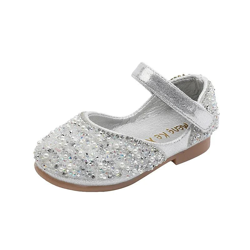 Girls rhinestone leather princess shoes with pearl bow, flat design, perfect for spring and autumn, suitable for children and toddlers.