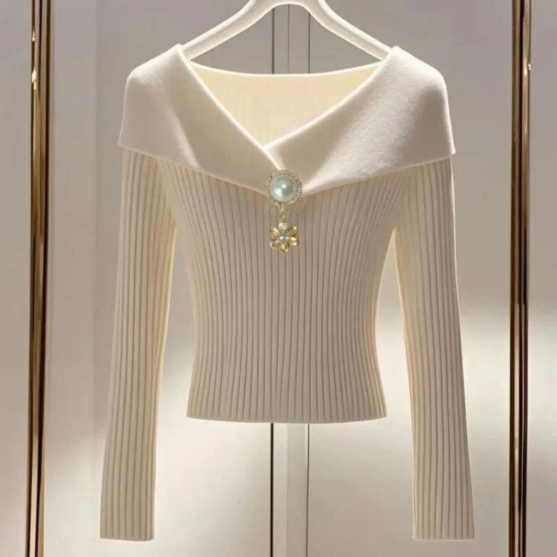 SHOWLU Women's V-Neck Ribbed Knit T-Shirt with long sleeves, slim fit, warm solid knit top perfect for autumn and winter fashion.
