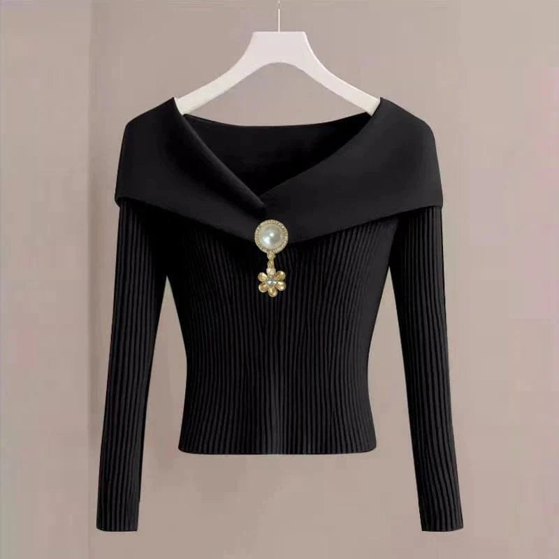 SHOWLU Women's V-Neck Ribbed Knit T-Shirt, slim fit long sleeve top in warm solid color, perfect for autumn-winter fashion.