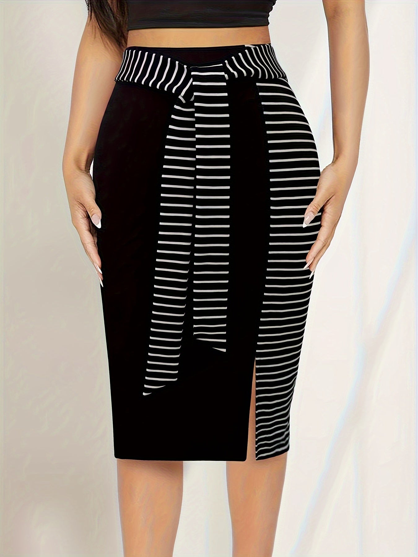 SHOWLU FASHION Women's color-block midi skirt in black to burgundy ombre, featuring a stylish, flowing design.