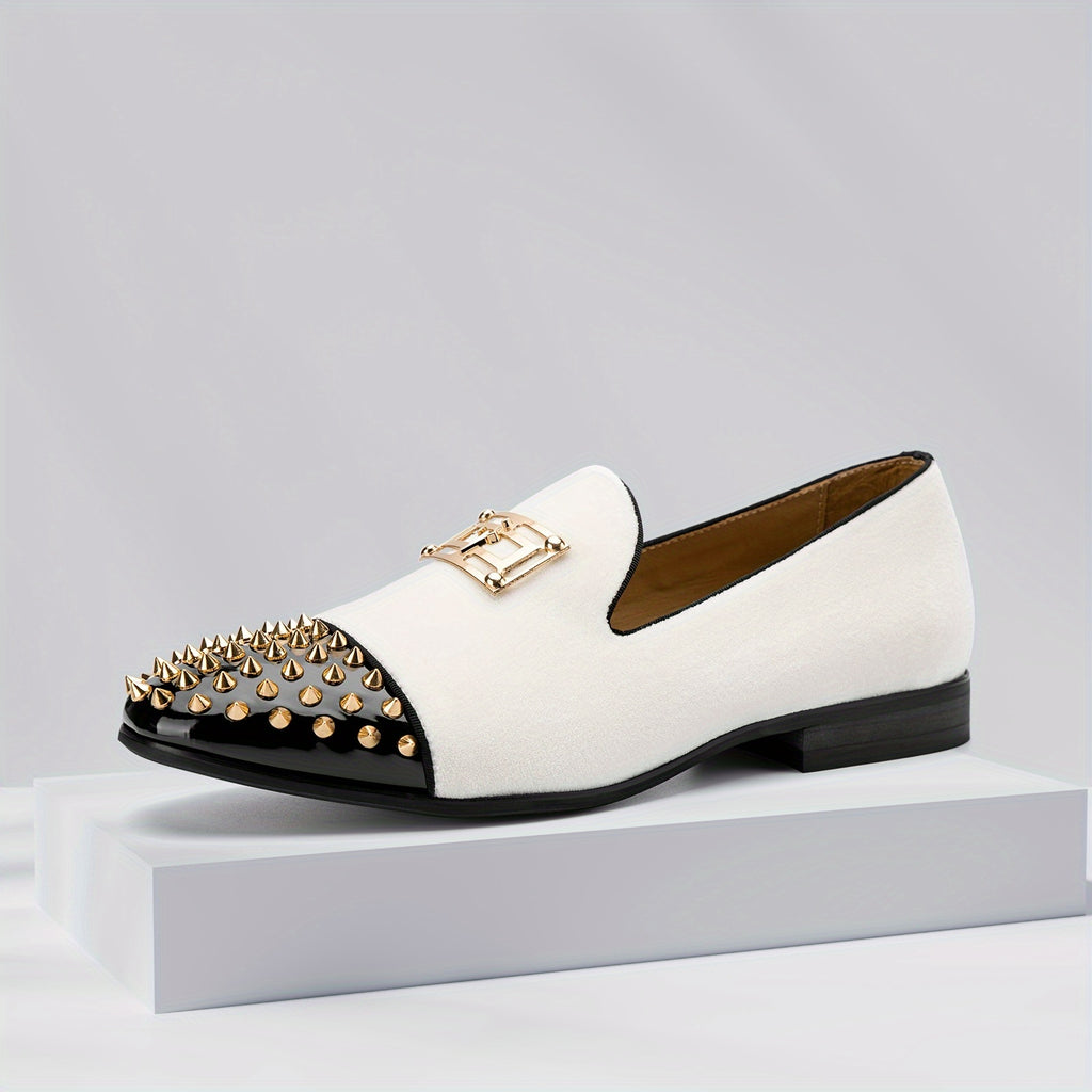 Showlu men's fashion loafers with slip-on design, casual fabric upper, and comfortable fit, ideal for everyday wear.