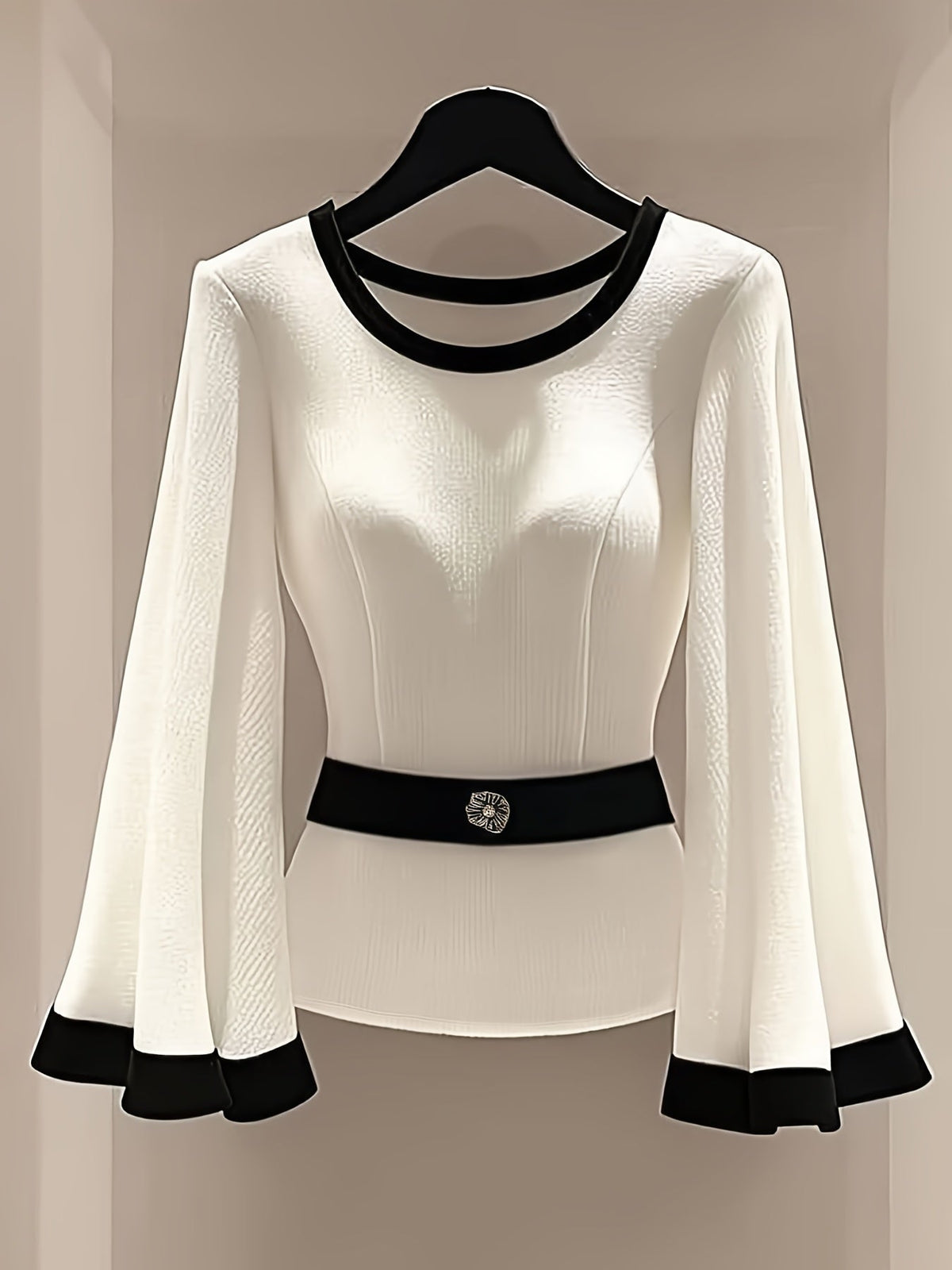 White round neck blouse with flared sleeves from Showlu Fashion, featuring a knit texture and casual, stylish design.