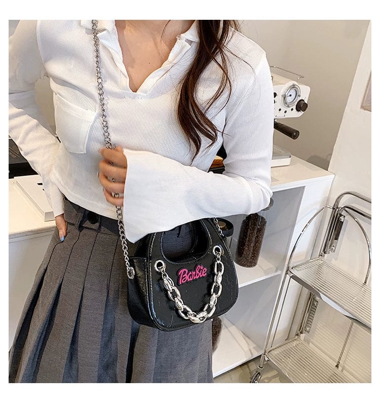 Cinderella Time women's black PU leather saddle bag with chain strap, small square shape, suitable for autumn and winter fashion.