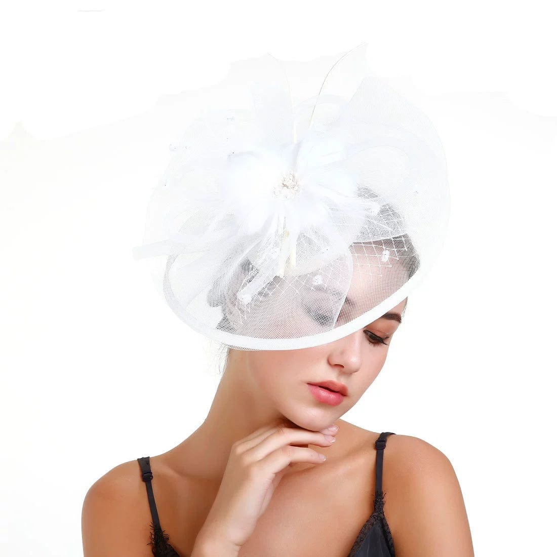 Elegant Showlu Fashion banquet hat with decorative barrettes, a stylish and sophisticated hair accessory for women.