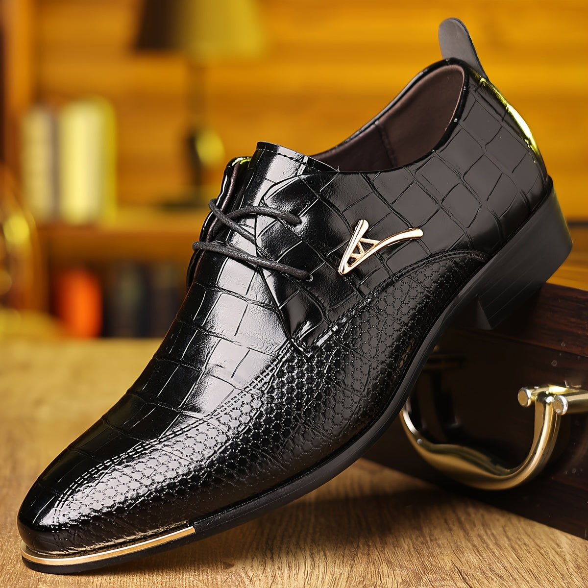 SHOWLU men's pointed toe lace-up Oxford shoes in black PU leather, formal low-top design with sleek finish.