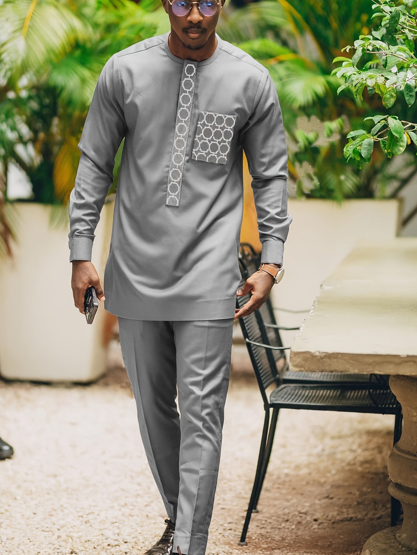 SHOWLU men's African dashiki set with embroidered long sleeve top and matching pants, traditional style and vibrant design.